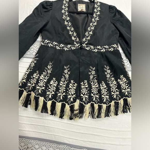 Nanette Lepore black silk & cotton blend embroidered blazer with fringe size 4 - Picture 9 of 10